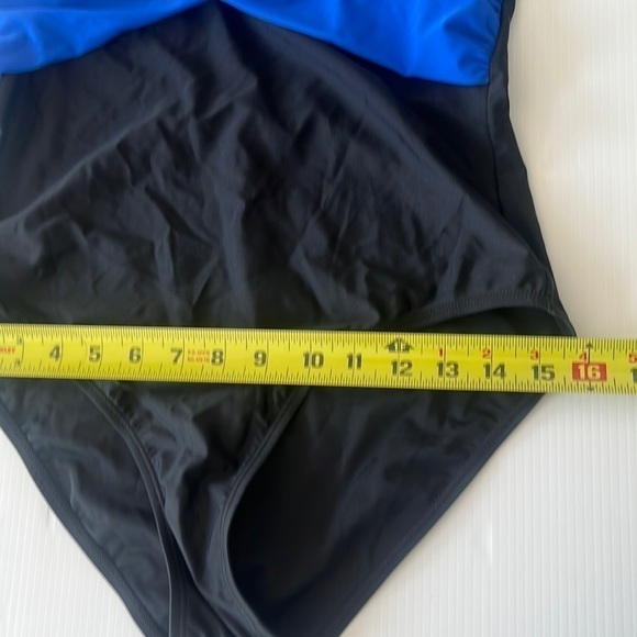 Twist front criss cross back one piece Swimsuit bathing suit size 2XL plus size - Picture 7 of 8